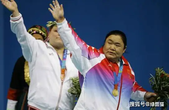 奥运女子举重04年前冠军_举重女子奥运会冠军_奥运举重女子冠军前年是谁