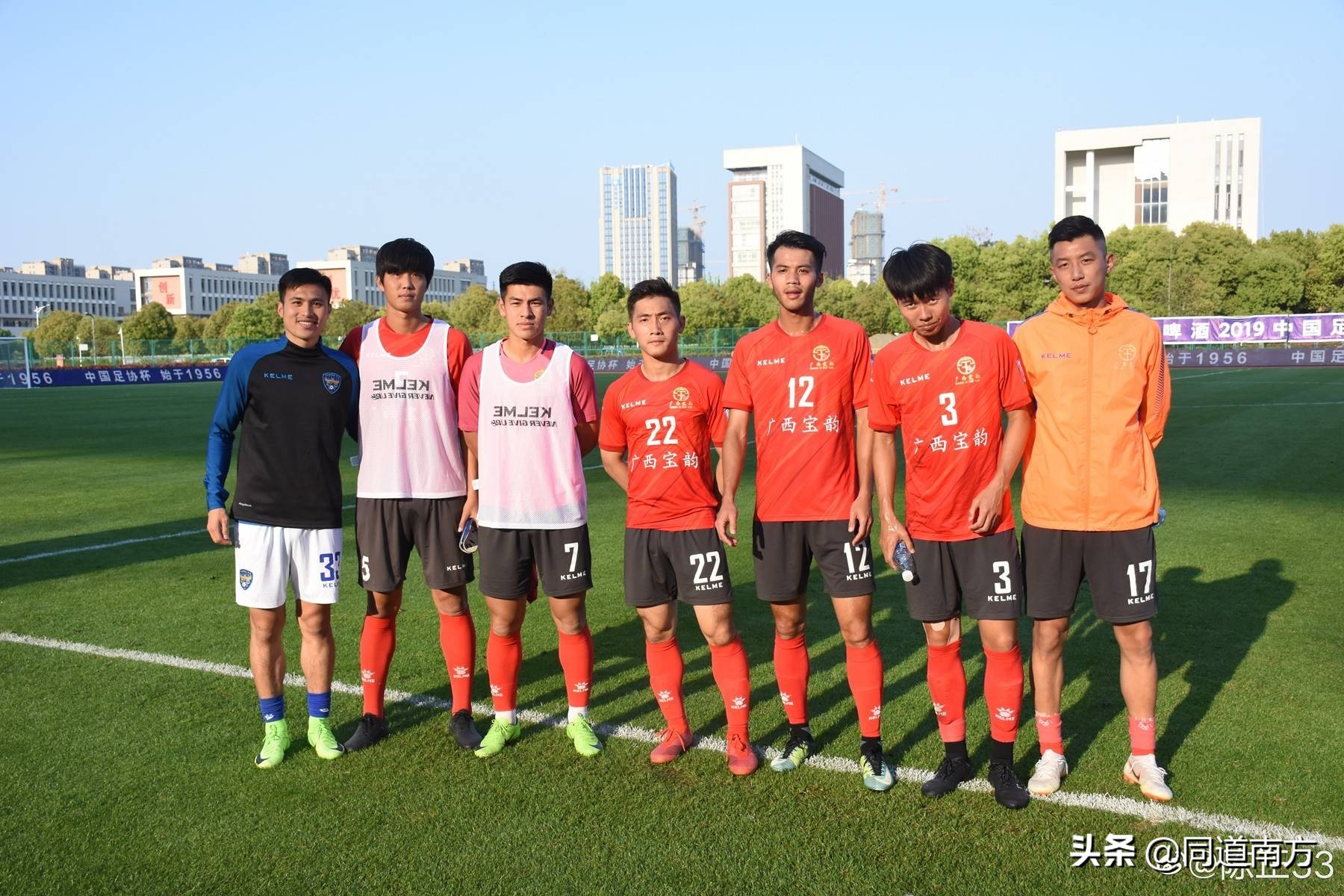 足球没有世界冠军赛_足球比赛世界冠军_足球赛冠军没世界有什么奖励
