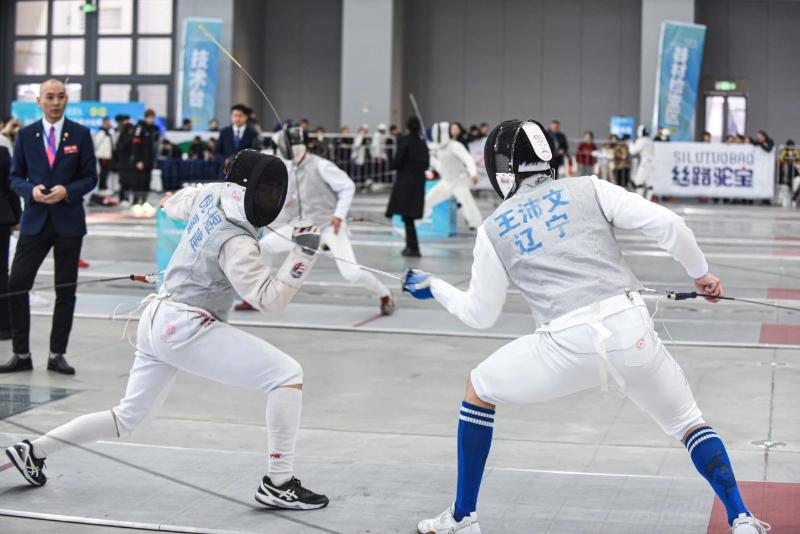 全国女子击剑冠军有谁_2021女子击剑冠军_女子冠军击剑全国有几个