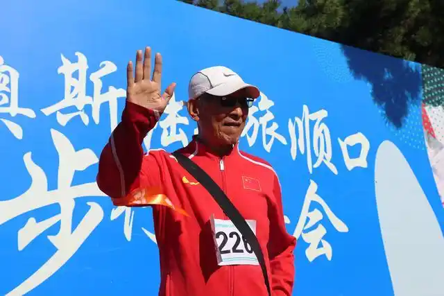 悉尼奥运会竞走冠军_悉尼竞走奥运冠军是谁啊_悉尼奥运竞走视频