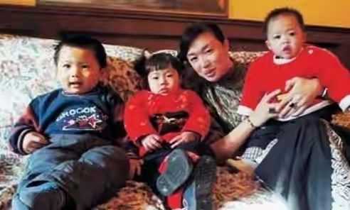 金星的爸爸生活趣事_金星和爸爸跳舞_金星爸爸是谁