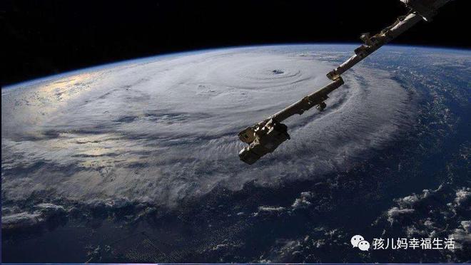 太空视频录制趣事生活中的故事_太空实录视频_太空生活趣事录制视频